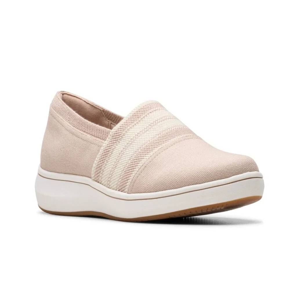 Clarks Breeze Sky Mist Loafer Women's 8 D Sand Round Toe Slip On Shoes HTAT1465